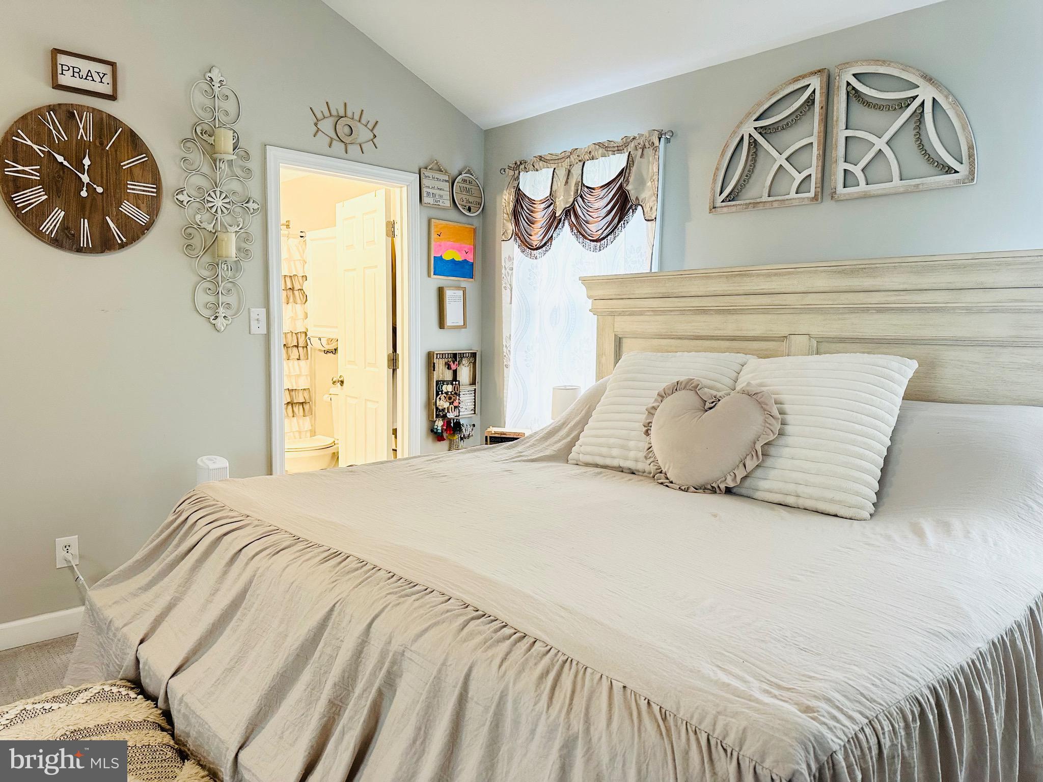 333 Farmdale Road Moorestown, NJ 08057 - Photo 25 of 45 a bedroom with a bed and a window