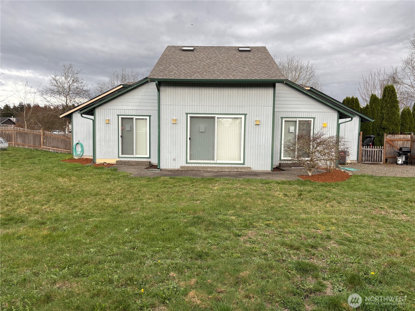 8602 194th Avenue Southwest Rochester, WA 98579 - Photo 5 of 37
