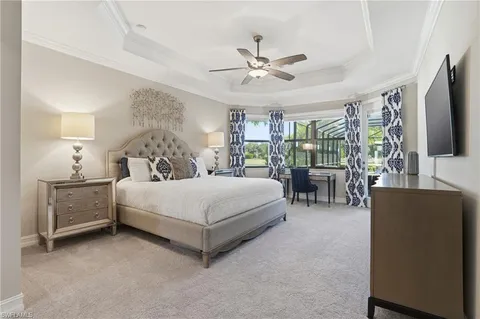 $1,699,000 | 2235 Somerset Place, Naples, FL 34120