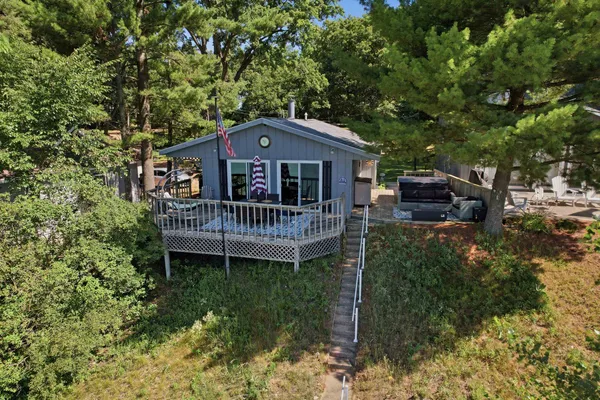 $430,000 | W11857 County Rd GG, Hancock, WI 54943