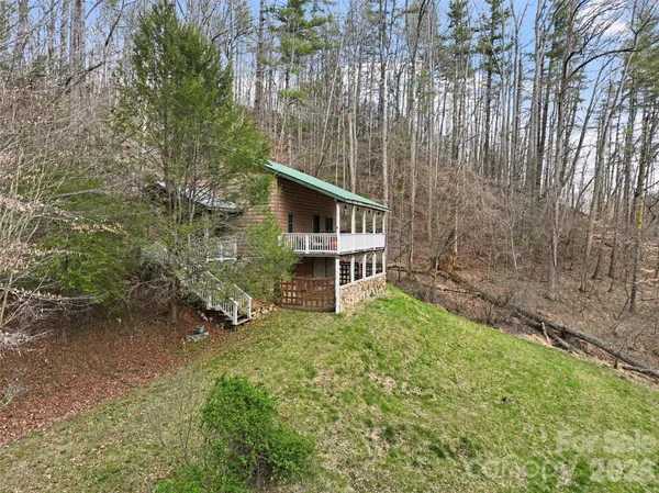 $450,000 | 2701 Roses Branch Road, Bakersville, NC 28705