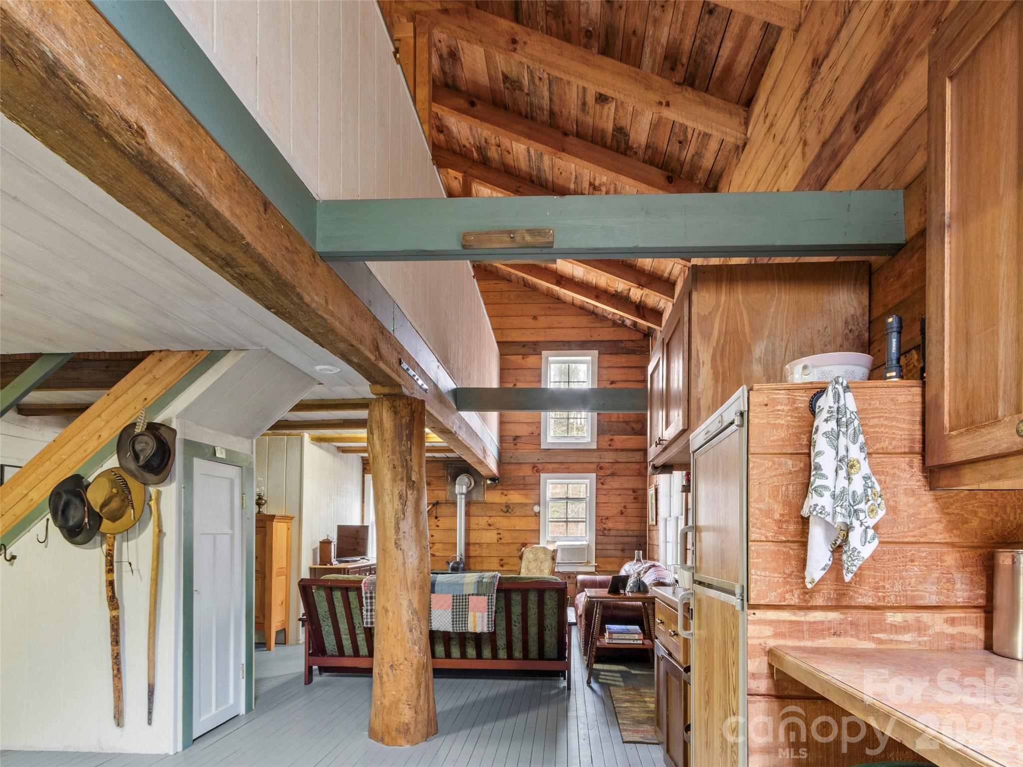 2701 Roses Branch Road Bakersville, NC 28705 - Photo 13 of 41