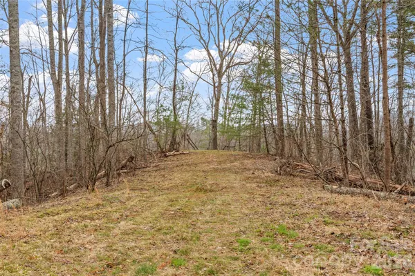 $450,000 | 2701 Roses Branch Road, Bakersville, NC 28705
