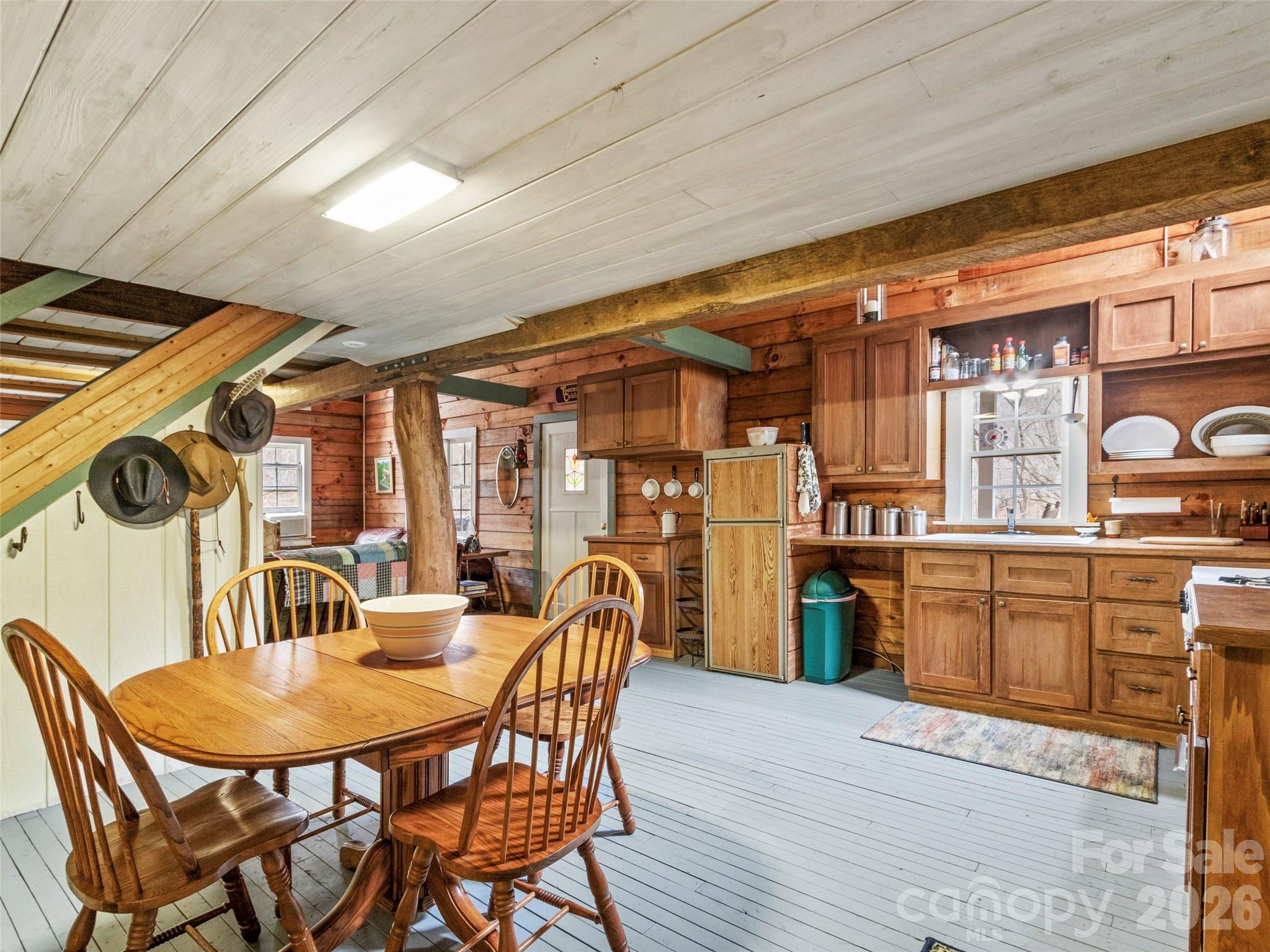 2701 Roses Branch Road Bakersville, NC 28705 - Photo 7 of 41