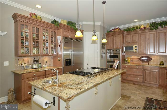 171 Ryan Road Pasadena, MD 21122 - Photo 11 of 30 Kitchen
