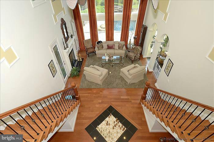 171 Ryan Road Pasadena, MD 21122 - Photo 8 of 30 Family Room