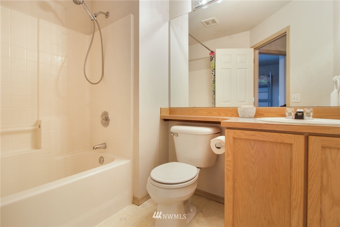 20210 10th Avenue Southeast Bothell, WA 98012 - Photo 19 of 23