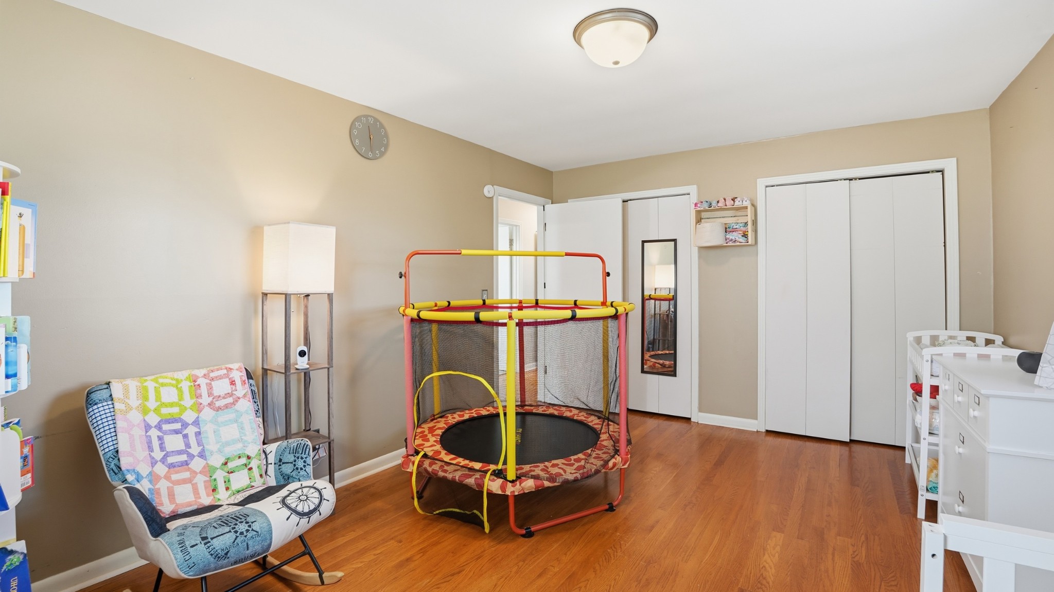 650 County Farm Road Murfreesboro, TN 37127 - Photo 23 of 45 a living room with furniture and a table