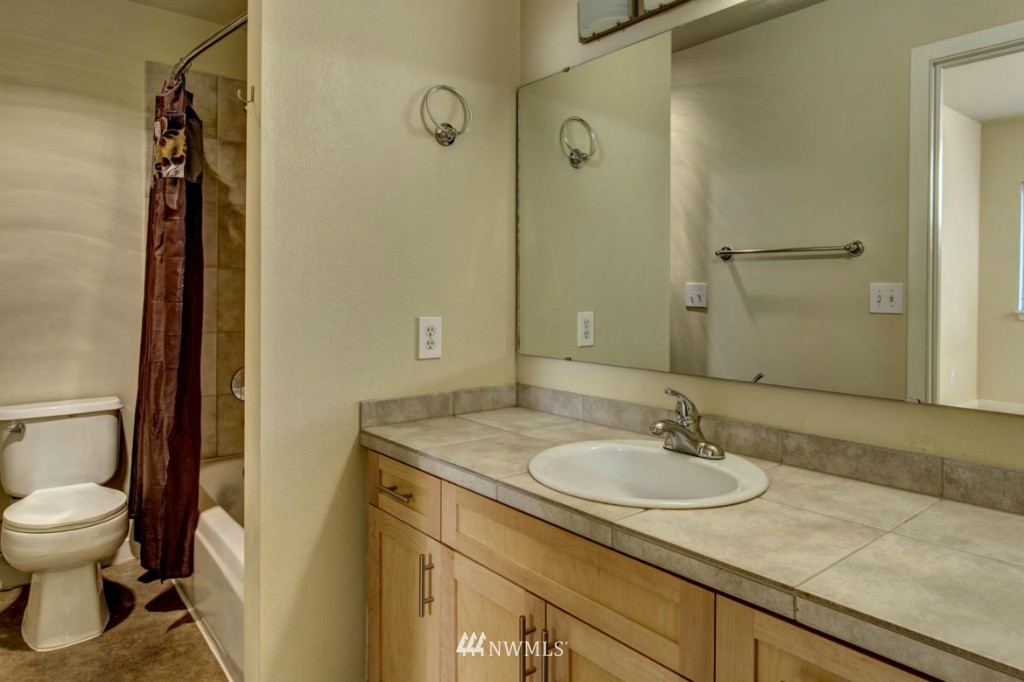 3924 243rd Place Southeast, Unit G102 Bothell, WA 98021 - Photo 12 of 22
