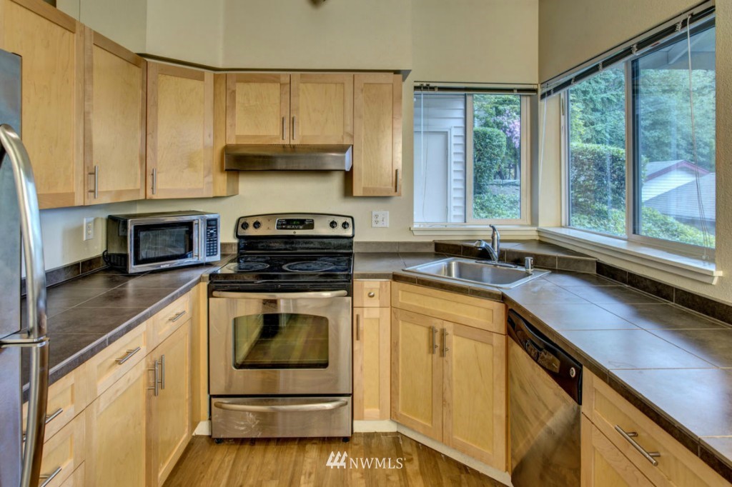 3924 243rd Place Southeast, Unit G102 Bothell, WA 98021 - Photo 9 of 22