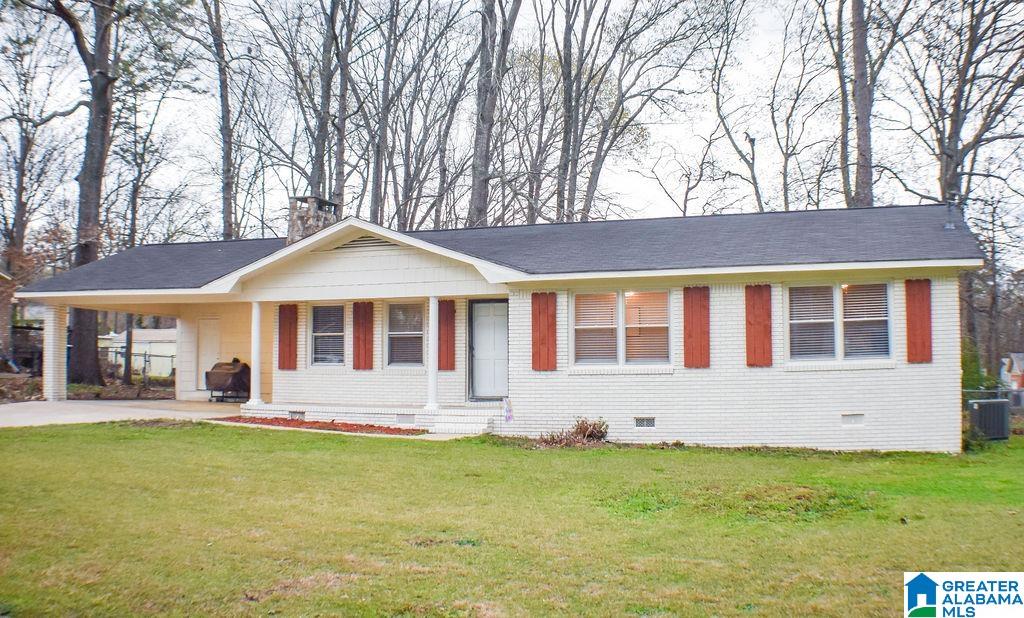 905 Hilton Road Anniston, AL 36207 - Photo 1 of 27