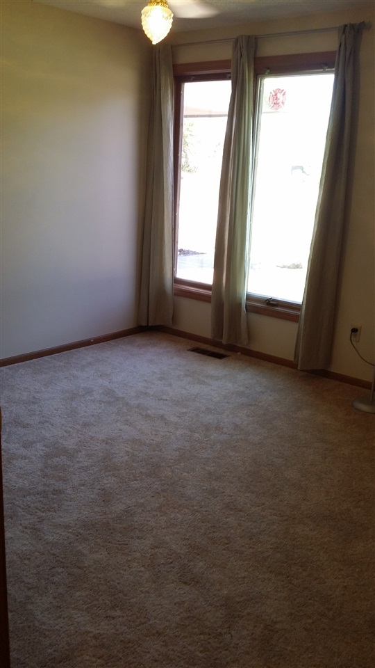 2806 Wilderness Road Fort Wayne, IN 46845 - Photo 9 of 21