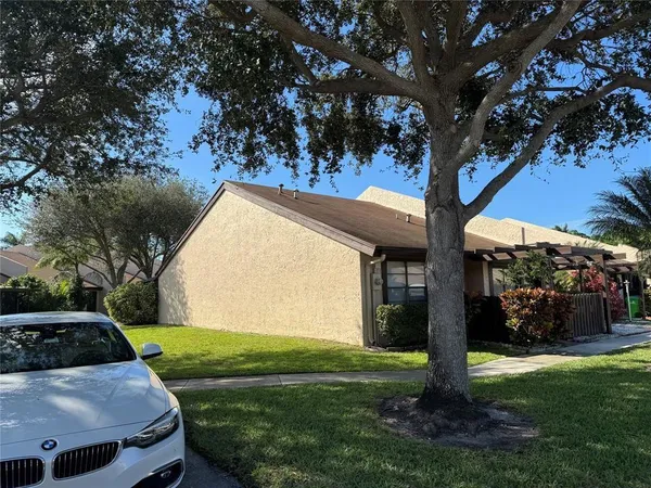 $2,850 | 8336 Northwest 37th Place, Sunrise, FL 33351