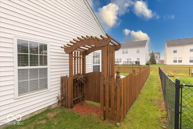 $282,900 | 6247 Teacup Drive, McCordsville, IN 46055