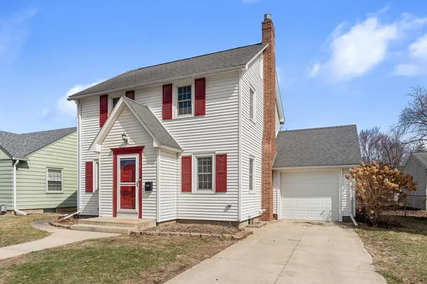 $209,900 | 511 10th Street Southwest, Austin, MN 55912