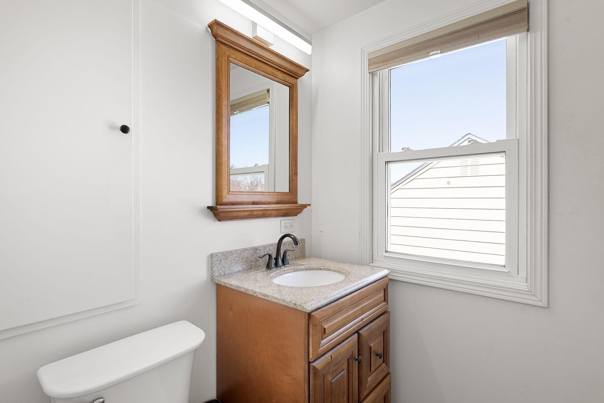 511 10th Street Southwest Austin, MN 55912 - Photo 33 of 38