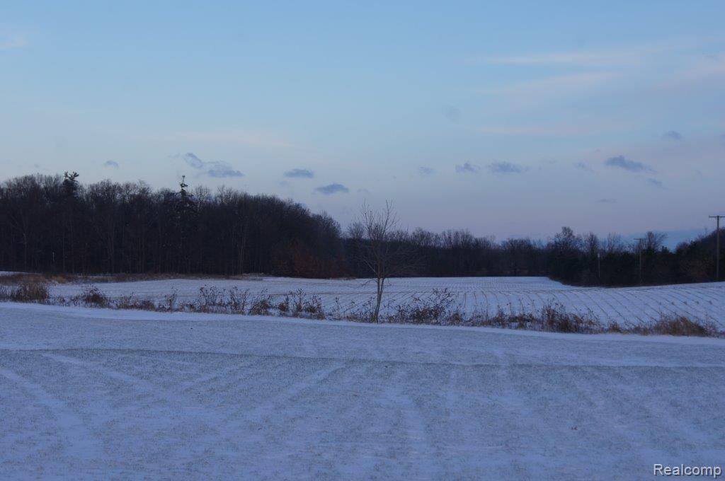 2688 Klam Road Lapeer, MI 48446 - Photo 34 of 39 2688 Klam Rd (6).jpg