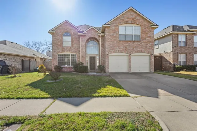 $2,800 | 2909 Misty Valley Drive, Fort Worth, TX 76123