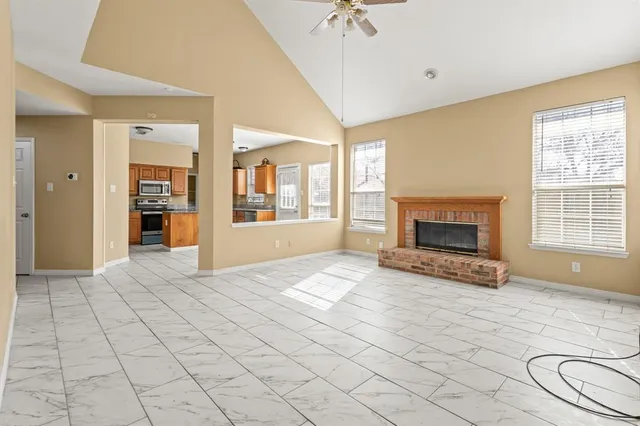 $2,800 | 2909 Misty Valley Drive, Fort Worth, TX 76123