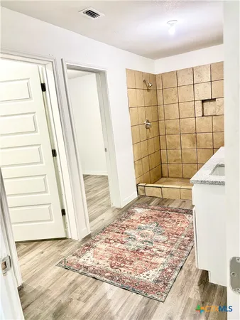 $350,000 | 950 Highsmith Road, Luling, TX 78648
