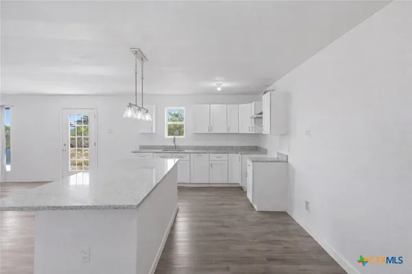 $350,000 | 950 Highsmith Road, Luling, TX 78648