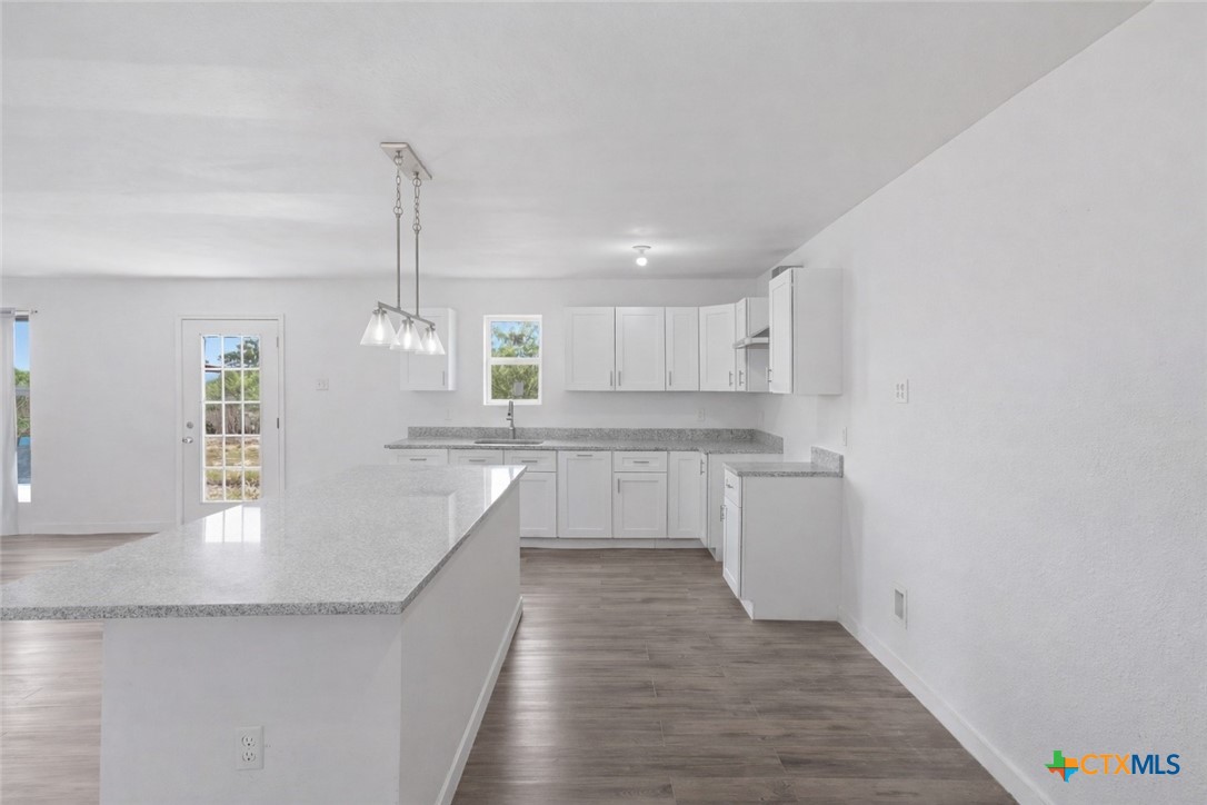 950 Highsmith Road Luling, TX 78648 - Photo 15 of 36