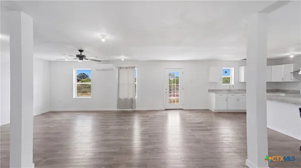 $350,000 | 950 Highsmith Road, Luling, TX 78648