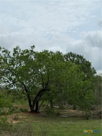 $350,000 | 950 Highsmith Road, Luling, TX 78648