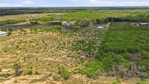 $350,000 | 950 Highsmith Road, Luling, TX 78648