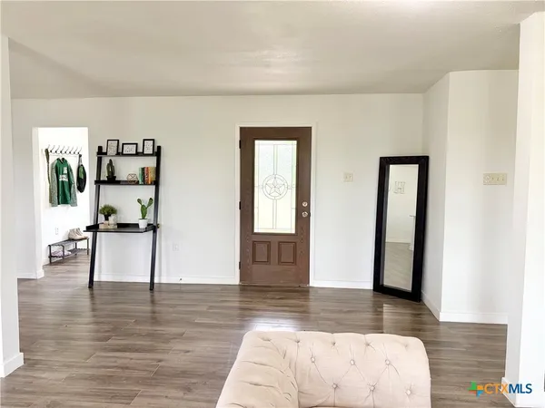 $350,000 | 950 Highsmith Road, Luling, TX 78648