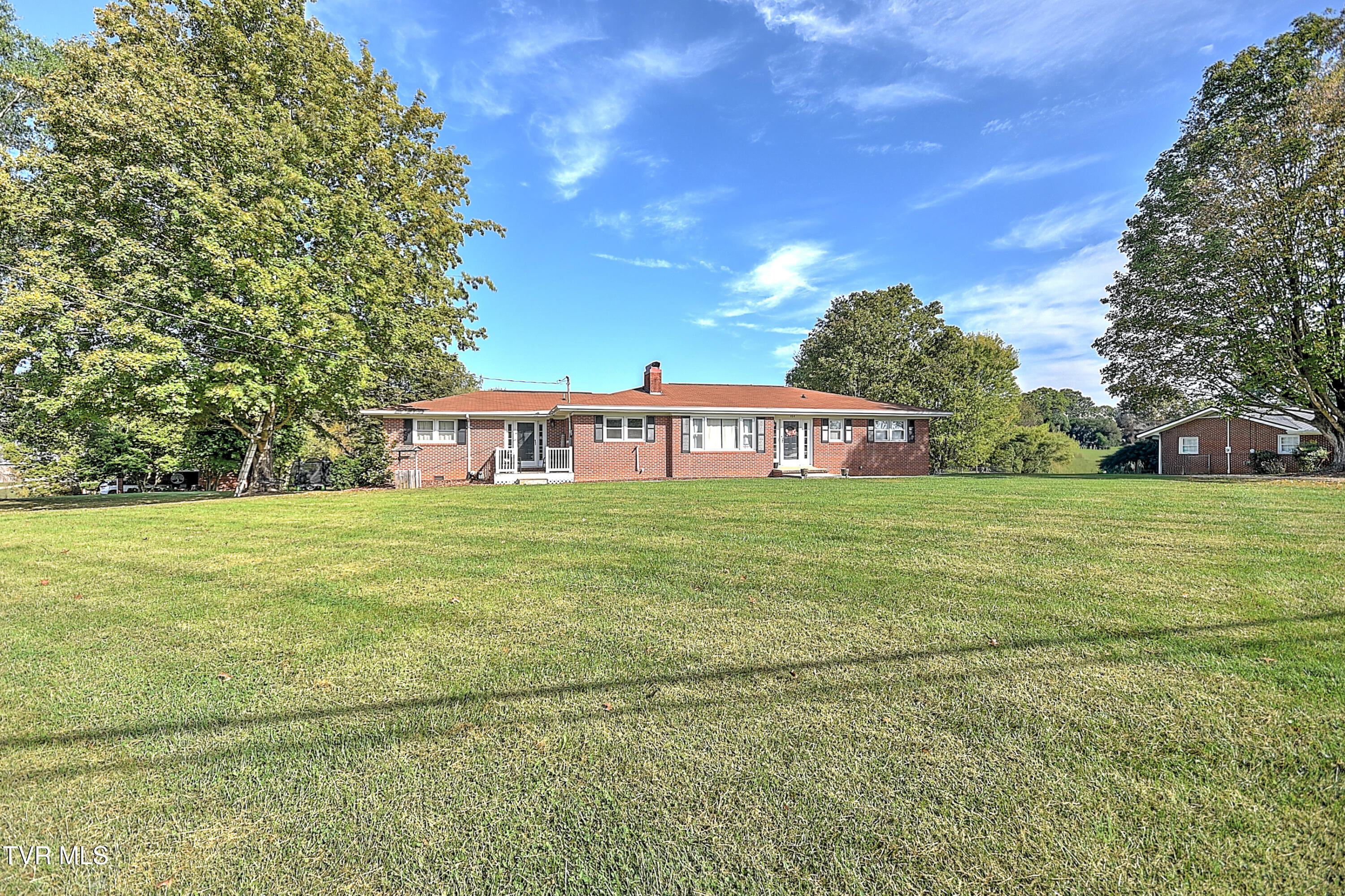 464 Jonesboro Road Piney Flats, TN 37686 - Photo 2 of 65 464 Jonesboro Rd SB-5