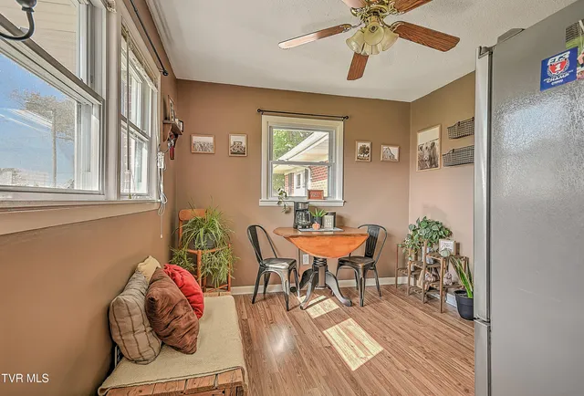 $419,000 | 464 Jonesboro Road, Piney Flats, TN 37686