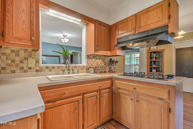 $419,000 | 464 Jonesboro Road, Piney Flats, TN 37686