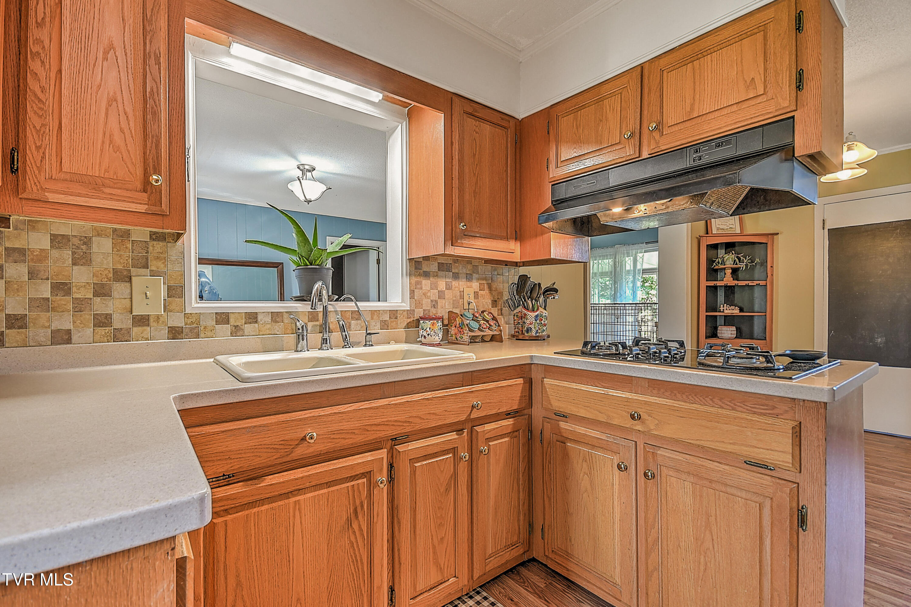 464 Jonesboro Road Piney Flats, TN 37686 - Photo 26 of 65 464 Jonesboro Rd SB-18