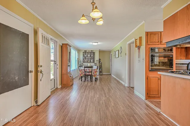 $419,000 | 464 Jonesboro Road, Piney Flats, TN 37686