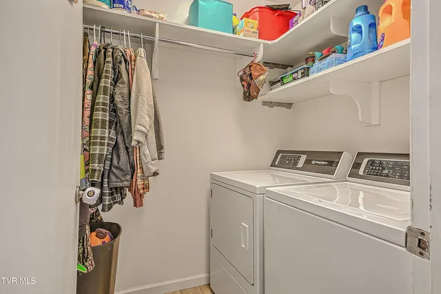 $419,000 | 464 Jonesboro Road, Piney Flats, TN 37686