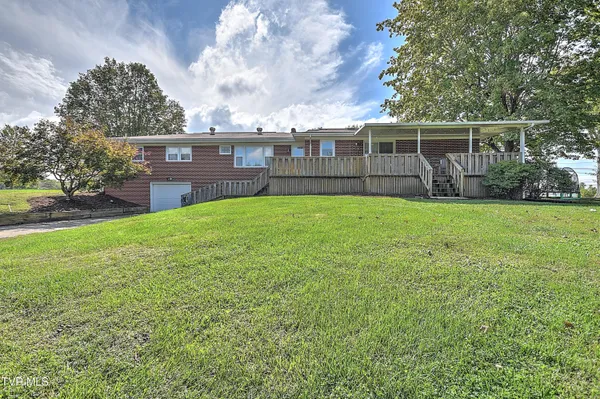 $399,900 | 464 Jonesboro Road, Piney Flats, TN 37686