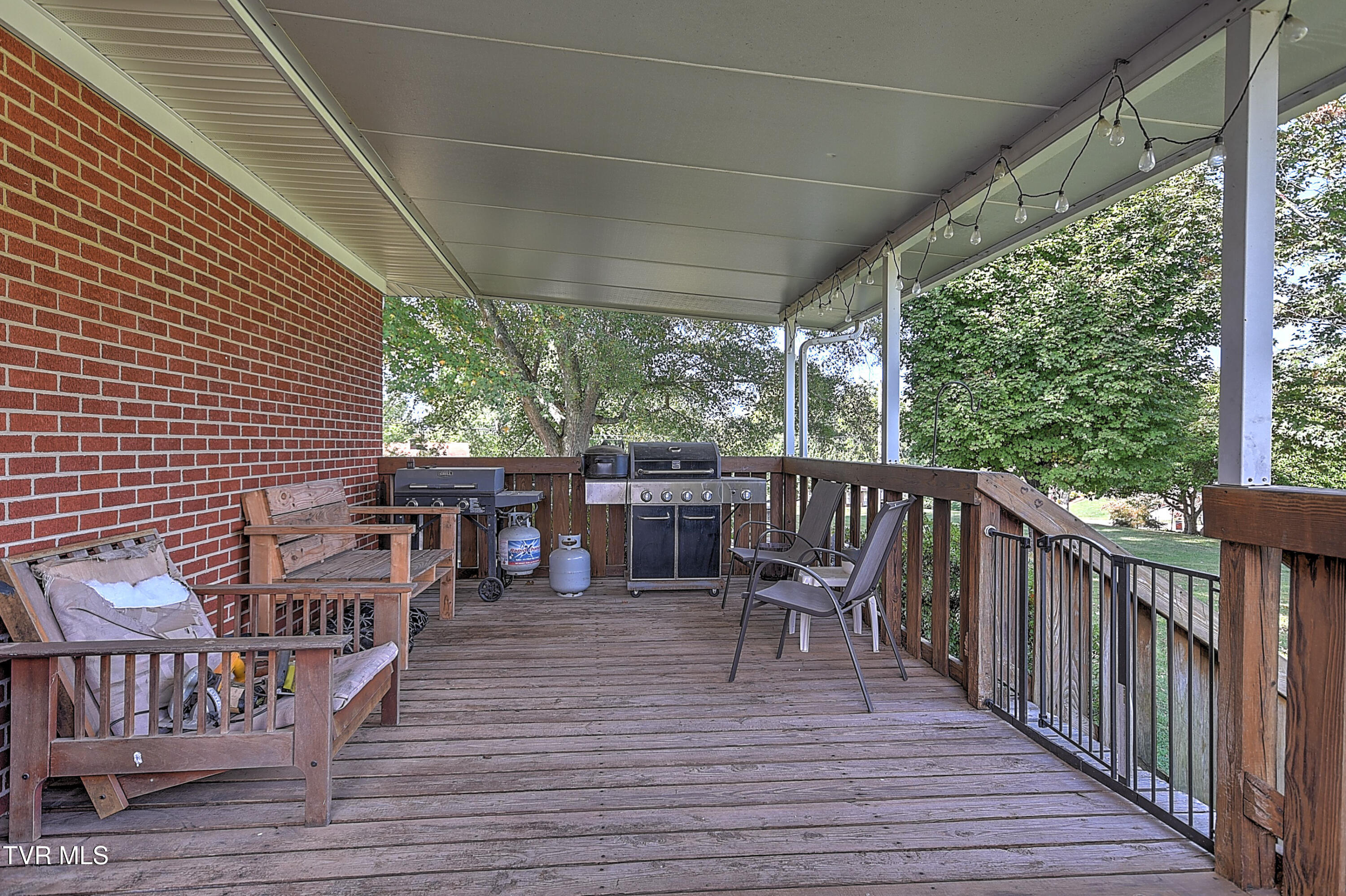 464 Jonesboro Road Piney Flats, TN 37686 - Photo 7 of 65 464 Jonesboro Rd SB-61