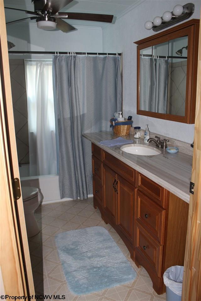 215 Rock Lake Road Fairmont, WV 26554 - Photo 12 of 17 Gallery Image 12