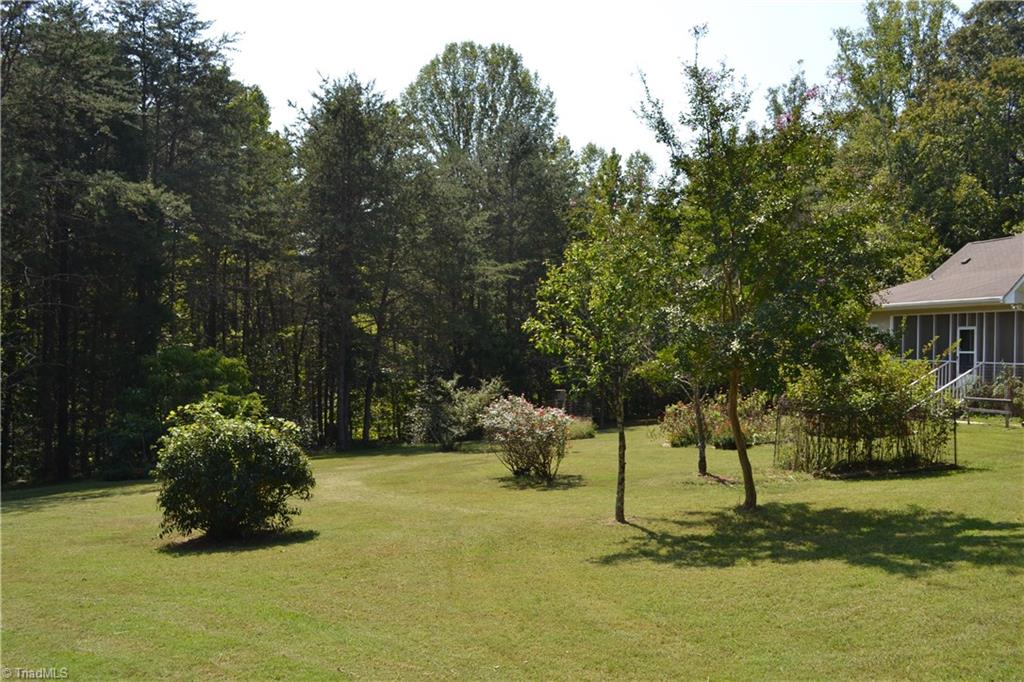 635 Haynes Road Summerfield, NC 27358 - Photo 15 of 18 Gallery Image 15
