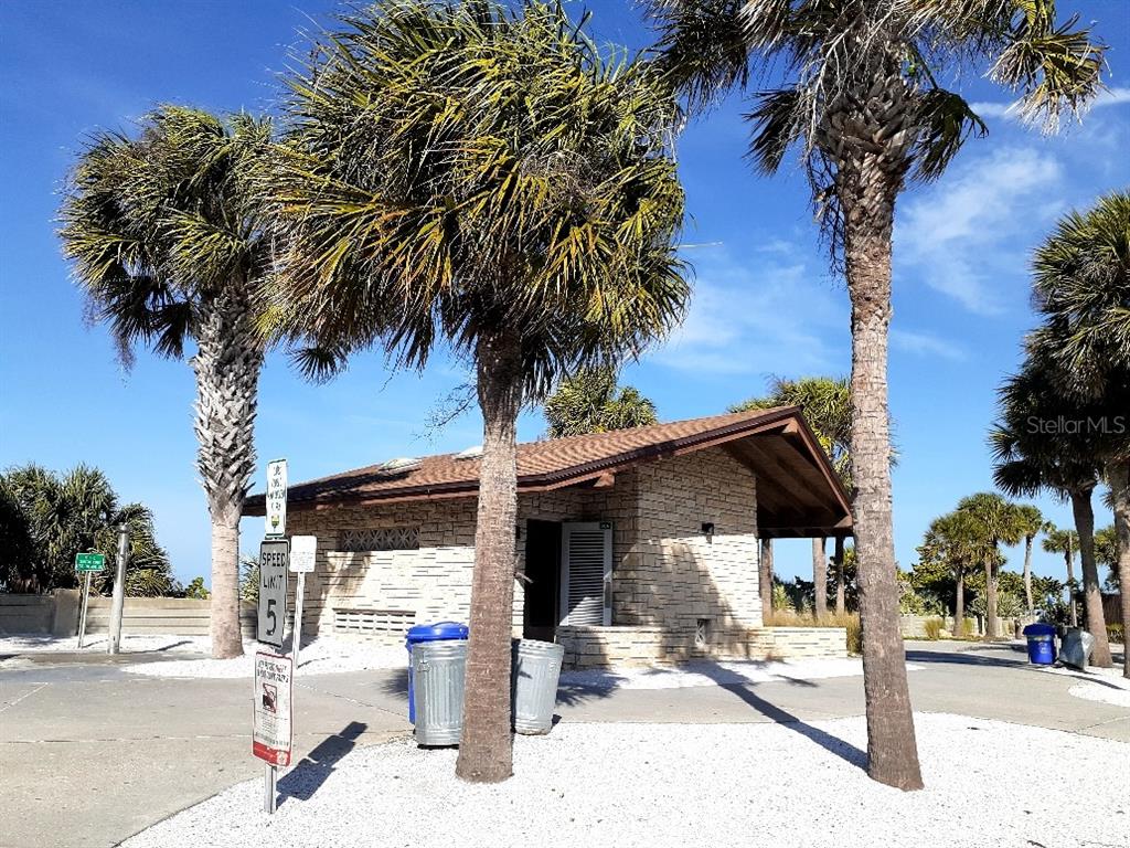 2700 Gulf Boulevard, Unit 2 Indian Rocks Beach, FL 33785 - Photo 32 of 46