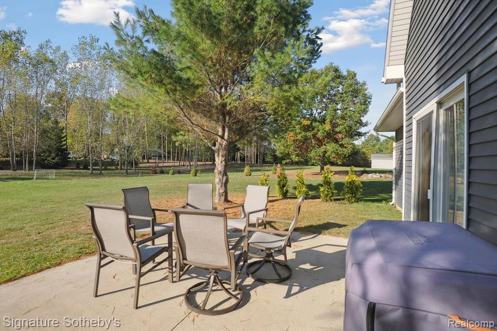 6300 Hazard Road Fenton, MI 48430 - Photo 38 of 60
