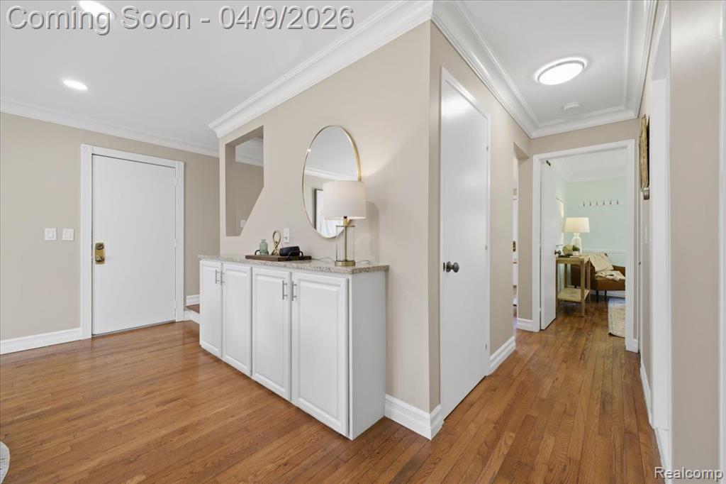 889 Hadley Road Rochester Hills, MI 48307 - Photo 13 of 54