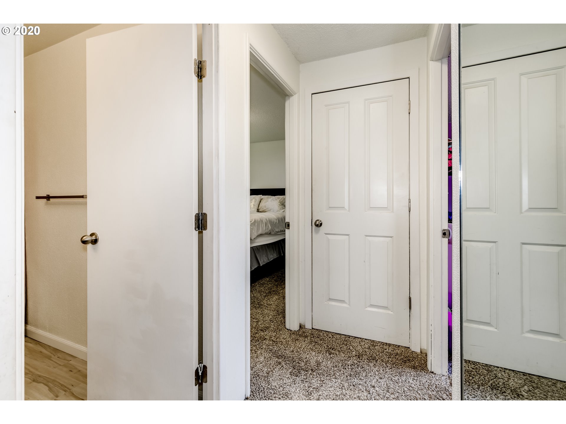 943 56th Place Springfield, OR 97478 - Photo 13 of 32