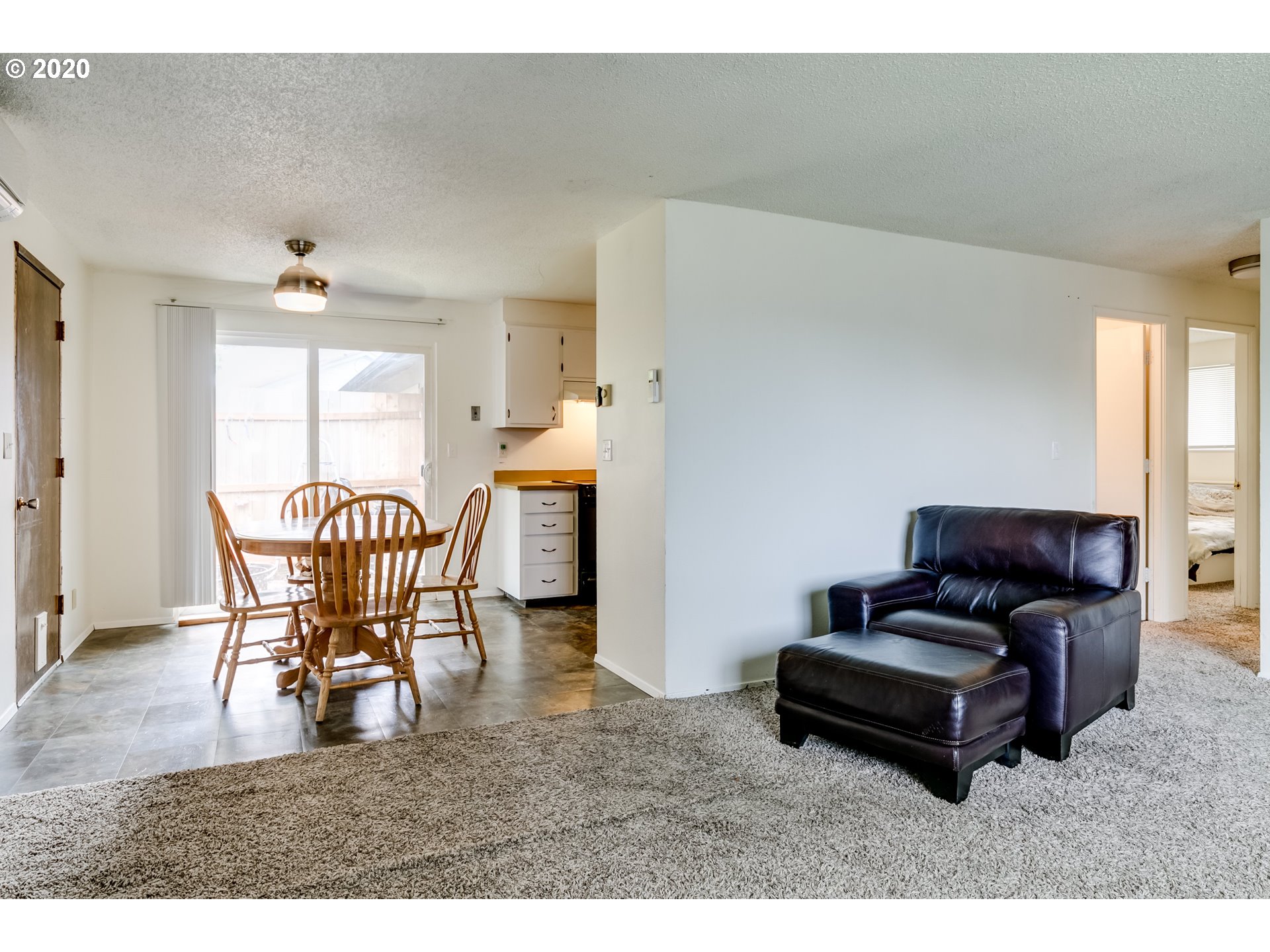 943 56th Place Springfield, OR 97478 - Photo 19 of 32