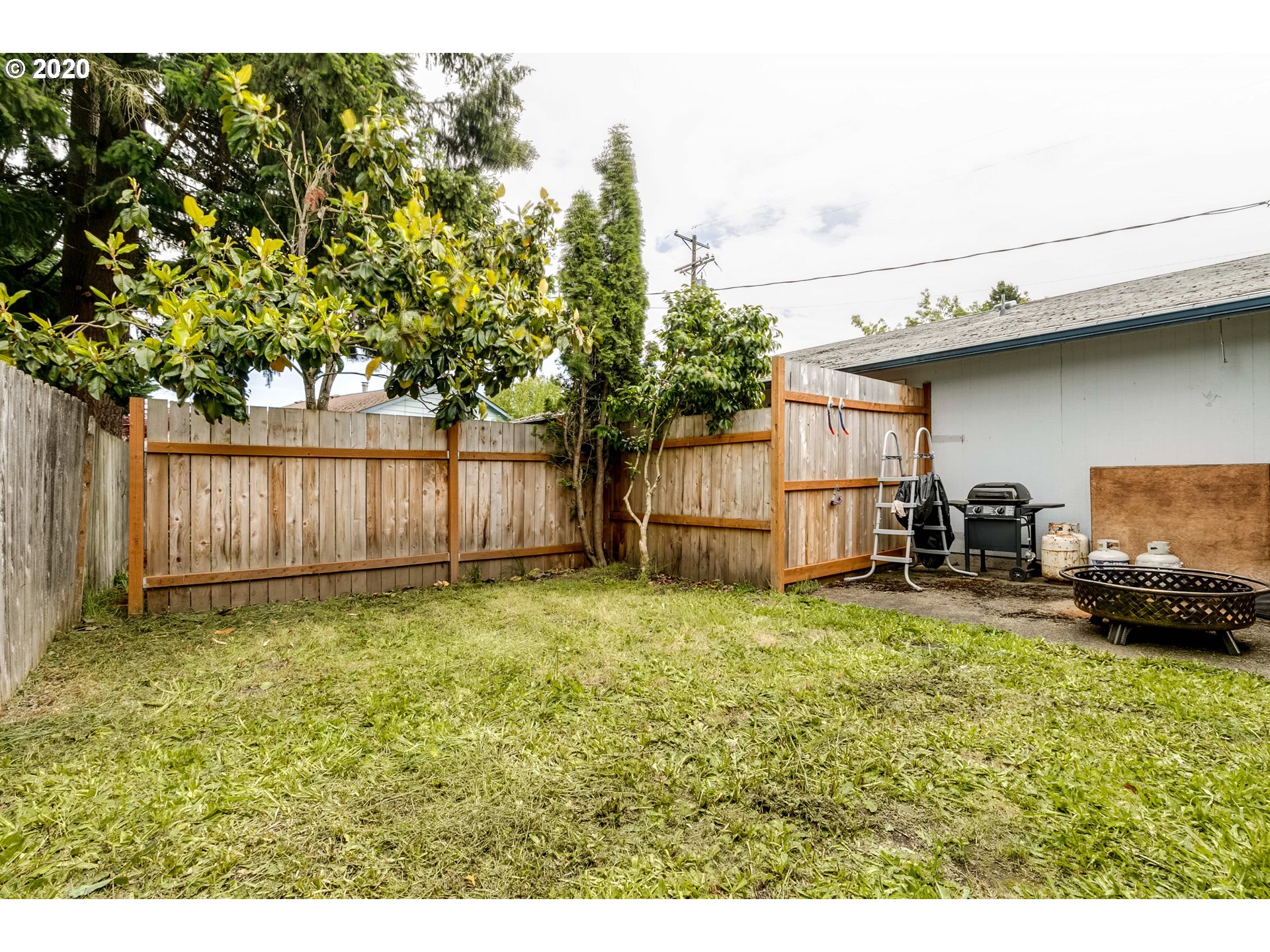 943 56th Place Springfield, OR 97478 - Photo 28 of 32