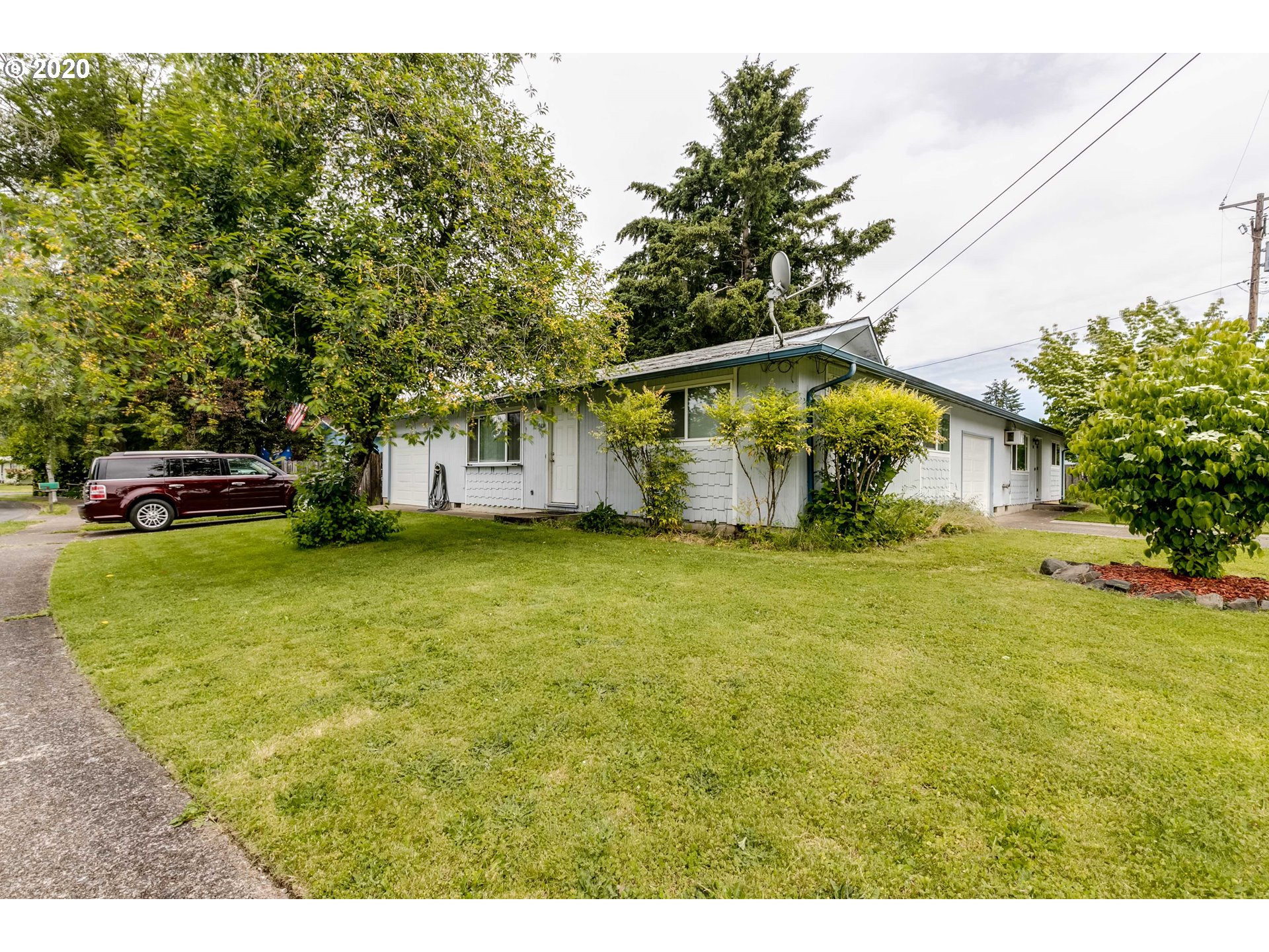 943 56th Place Springfield, OR 97478 - Photo 30 of 32