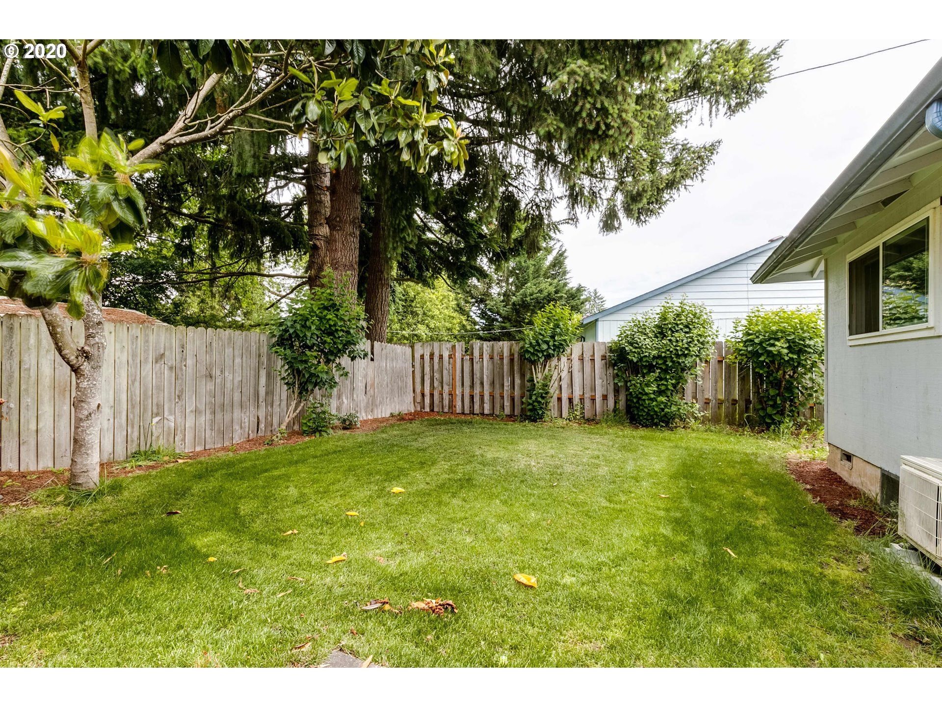 943 56th Place Springfield, OR 97478 - Photo 32 of 32