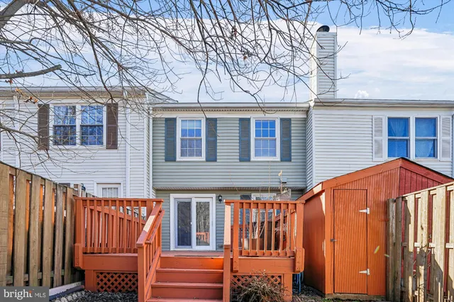 $465,000 | 31 Quincy Court, Sterling, VA 20165