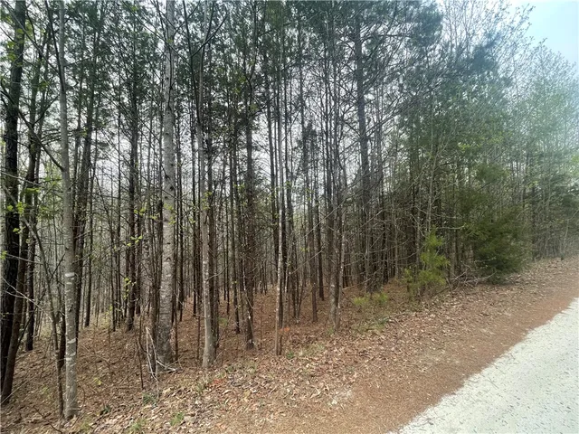 $99,900 | 12 Walnut Drive, Tamassee, SC 29686